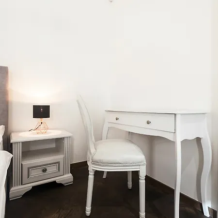 Old Town Boutique Prag