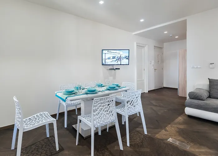 Old Town Boutique Apartment *